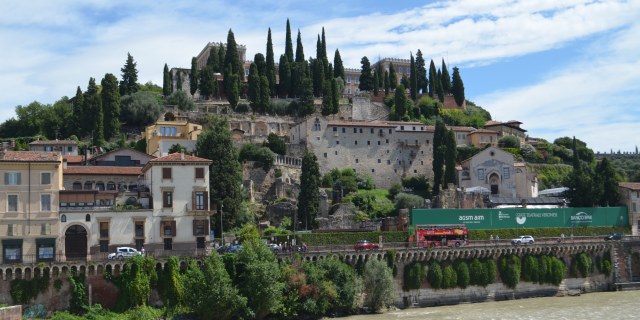 Grad, Verona, Italija